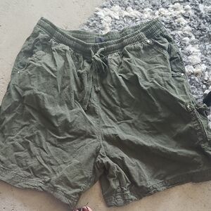 Erika Green Cargo Shorts with Elastic Waistband